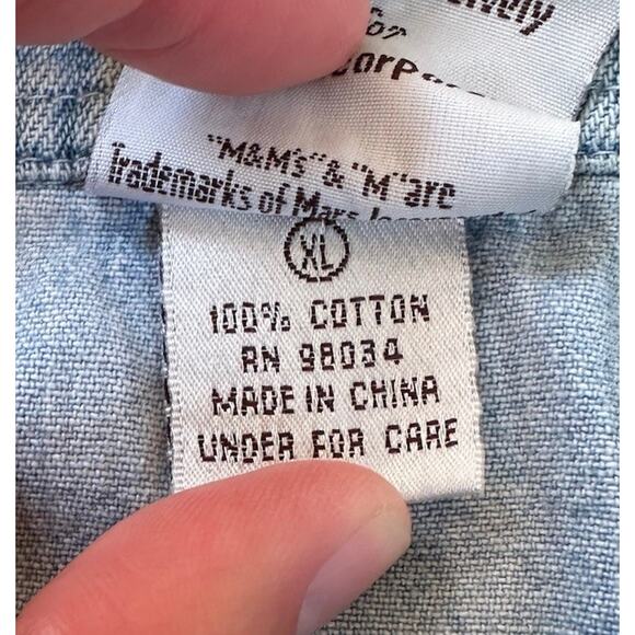 Vintage M&M’s Button Up Denim Shirt Size XL Blue Embroidered Laughing It Up - Picture 4 of 10